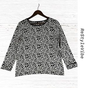 ANN TAYLOR Women’s Size M Sweater Leopard Animal Print Black White Stretch